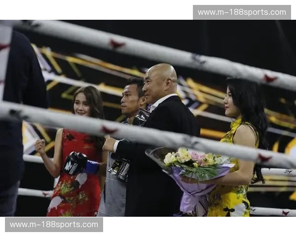 王者对决:西提猜与迪伦,拳台上的荣耀与宿命